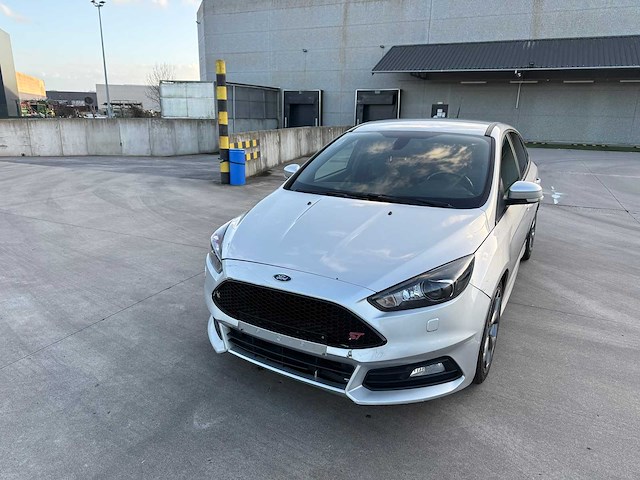 Ford - 2015 - focus st - st - personenauto - afbeelding 15 van  18