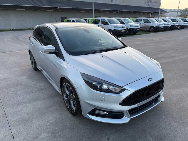 Ford - 2015 - focus st - st - personenauto - afbeelding 18 van  18