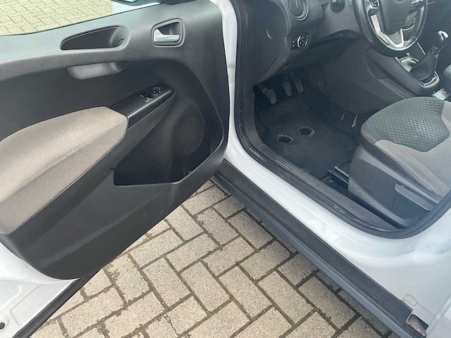 Ford - 2016 - tourneo courier - personenauto - afbeelding 14 van  50