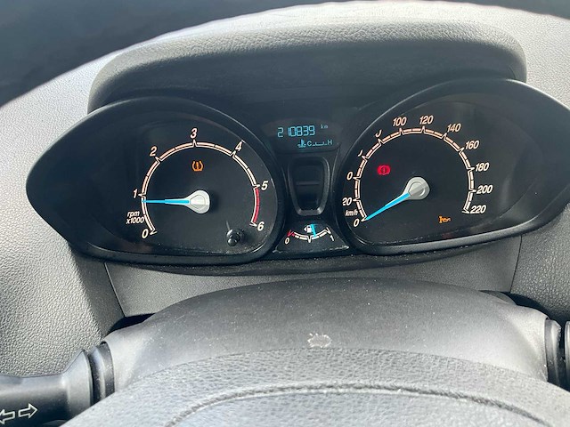 Ford - 2016 - tourneo courier - personenauto - afbeelding 19 van  50