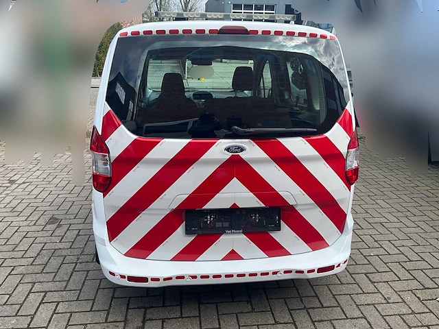 Ford - 2016 - tourneo courier - personenauto - afbeelding 34 van  50