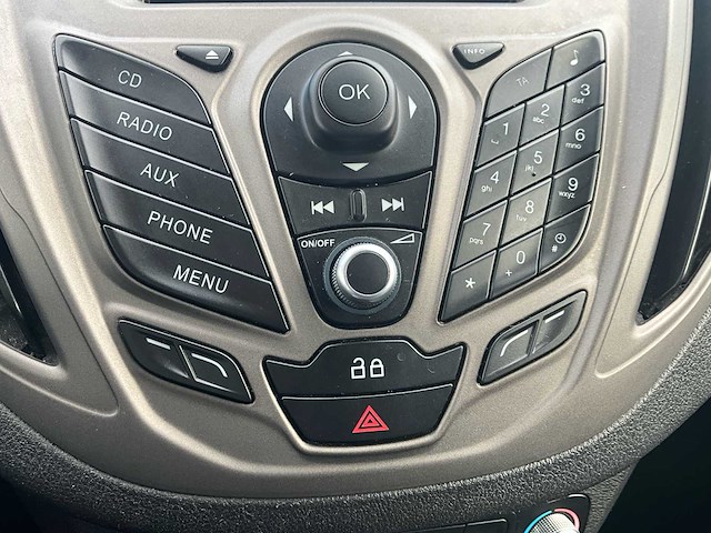 Ford - 2016 - tourneo courier - personenauto - afbeelding 5 van  10