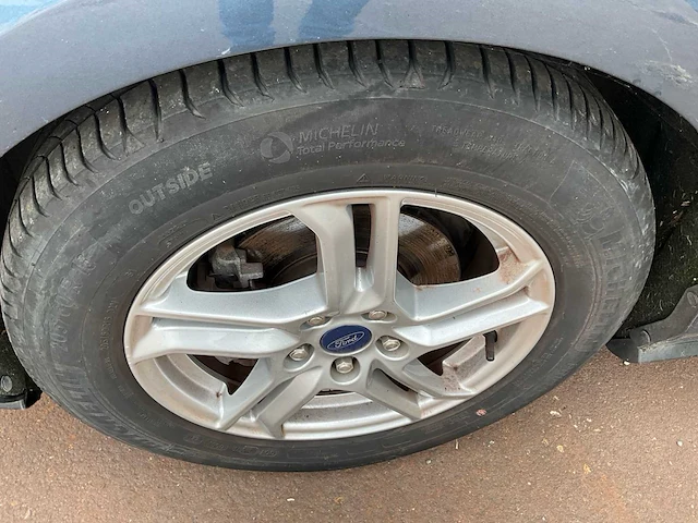 Ford - 2019 - focus - focus - personenauto - afbeelding 9 van  20
