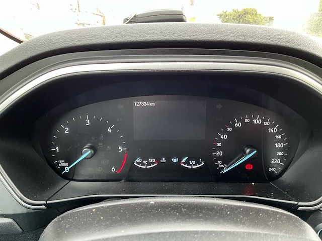 Ford - 2019 - focus - focus - personenauto - afbeelding 9 van  30