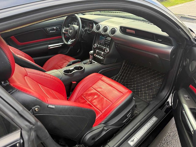 Ford - 2019 - mustang - personenauto - afbeelding 11 van  46