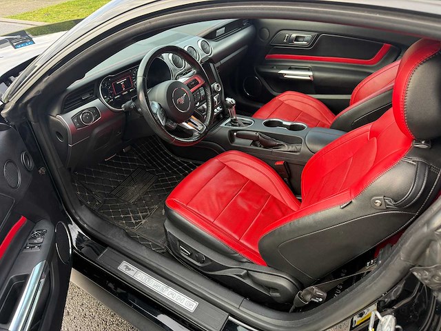 Ford - 2019 - mustang - personenauto - afbeelding 17 van  46