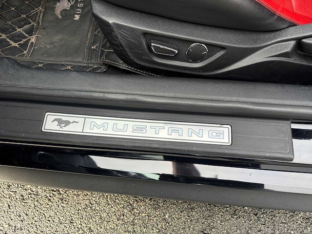 Ford - 2019 - mustang - personenauto - afbeelding 20 van  46