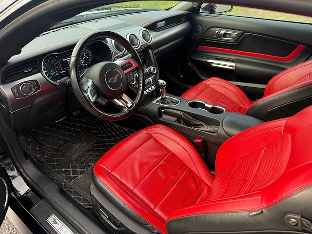 Ford - 2019 - mustang - personenauto - afbeelding 21 van  46
