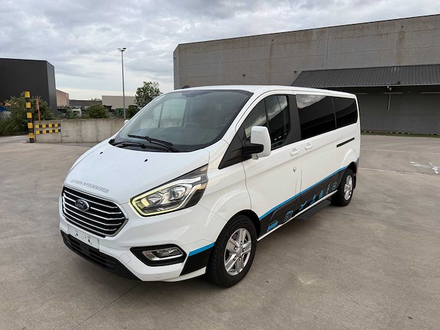 Ford - 2022 - tourneo custom - minibus - personenauto - afbeelding 2 van  24