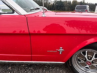 Ford - cabriolet - mustang - oldtimer - afbeelding 25 van  46