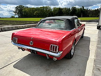 Ford - cabriolet - mustang - oldtimer - afbeelding 44 van  46