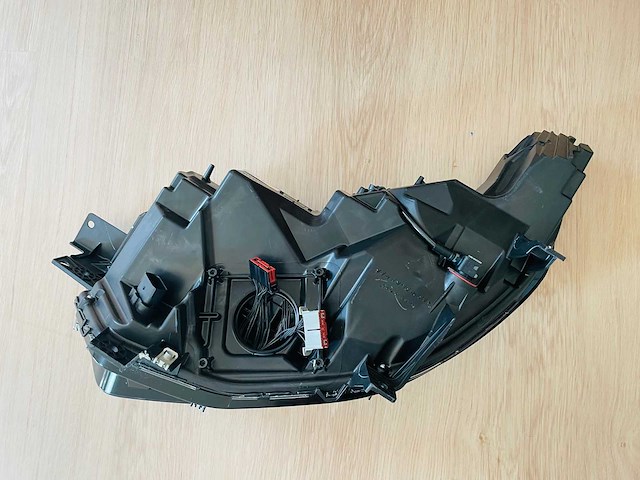 Ford - explorer - xenon koplamp - autoverlichting - afbeelding 3 van  4