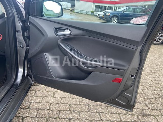 Ford - focus estate (2016) - afbeelding 8 van  32