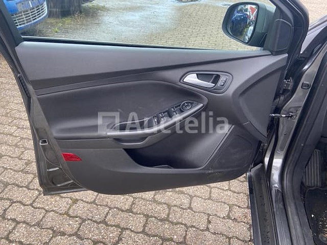 Ford - focus estate (2016) - afbeelding 31 van  32