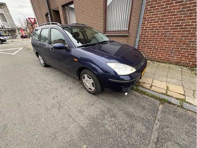 Ford - focus wagon - 1.6-16v cool edition - car - 2002 - afbeelding 9 van  15