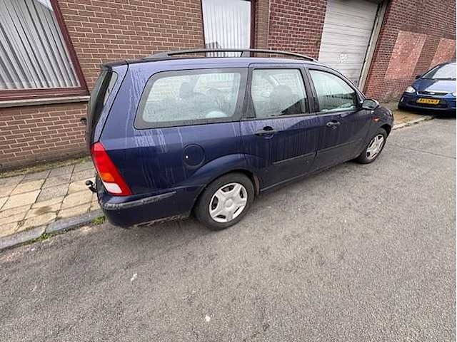 Ford - focus wagon - 1.6-16v cool edition - car - 2002 - afbeelding 11 van  15