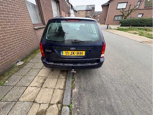 Ford - focus wagon - 1.6-16v cool edition - car - 2002 - afbeelding 14 van  15