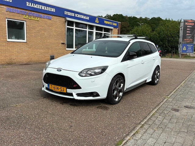 Ford - focus wagon - 2.0 ecob. st-3 - car - 2014 - afbeelding 1 van  15