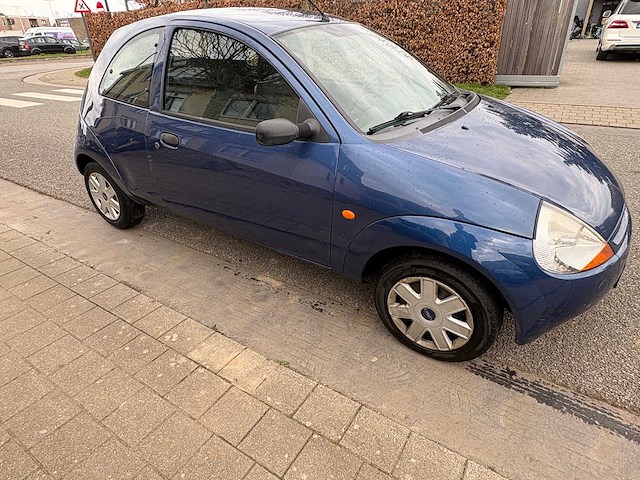 Ford - ka - 1.3 cool & sound - car - 2007 - afbeelding 8 van  11