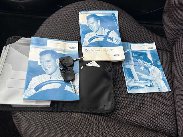 Ford - ka - 1.3 cool & sound - car - 2007 - afbeelding 7 van  16