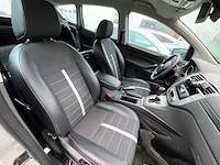 Ford - kuga - personenauto - afbeelding 8 van  11