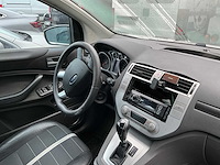 Ford - kuga - personenauto - afbeelding 9 van  11