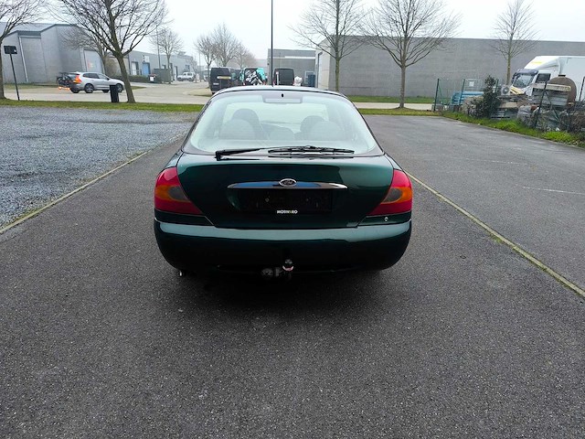 Ford - mondeo – diesel – 1998 – 164.341 km – manueel - afbeelding 18 van  23
