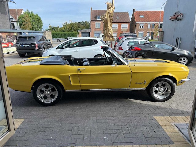 Ford - mustang - car - 1968 - afbeelding 6 van  16