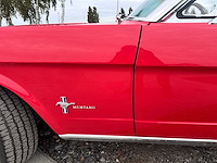 Ford - mustang cabrio - oldtimer - afbeelding 33 van  46