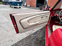 Ford - mustang cabrio - oldtimer - afbeelding 36 van  46