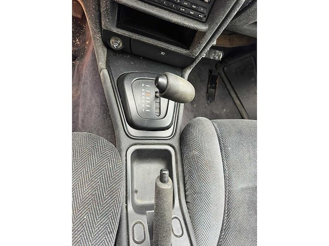 Ford - scorpio - 3liter - classic cars >15 - afbeelding 9 van  18