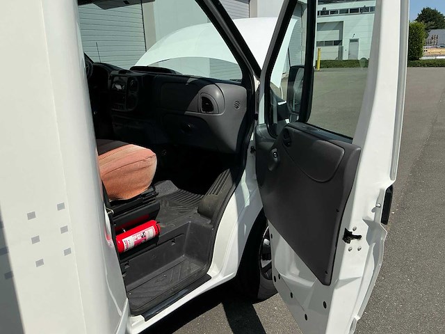Ford 125 t350 eura mobil 2.8t camper - mobilhome - afbeelding 19 van  56