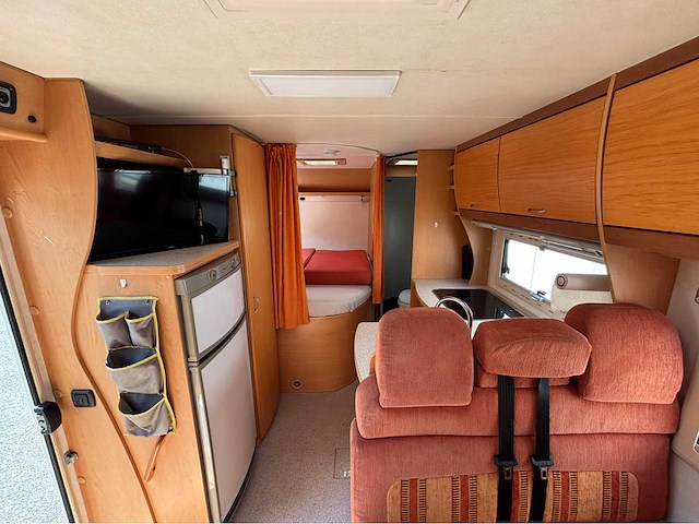 Ford 125 t350 eura mobil 2.8t camper - mobilhome - afbeelding 32 van  56