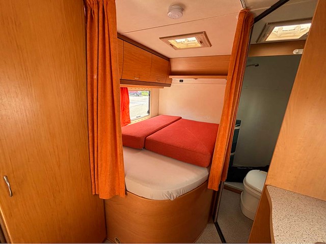 Ford 125 t350 eura mobil 2.8t camper - mobilhome - afbeelding 37 van  56