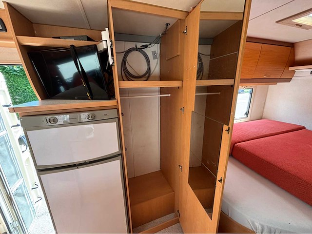 Ford 125 t350 eura mobil 2.8t camper - mobilhome - afbeelding 46 van  56