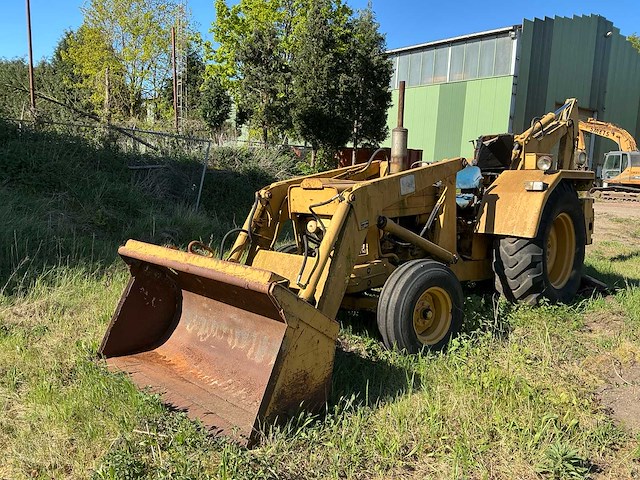 Ford 19-501 oldtimer tractor - afbeelding 15 van  20
