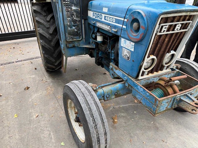 Ford 4600 oldtimer tractor - afbeelding 10 van  37