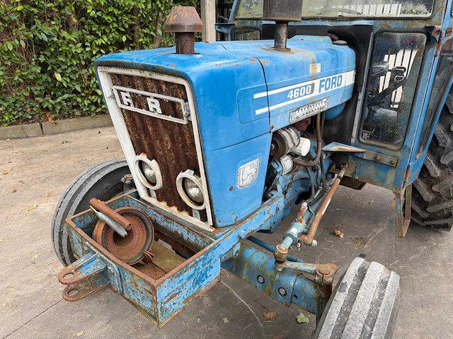 Ford 4600 oldtimer tractor - afbeelding 13 van  37