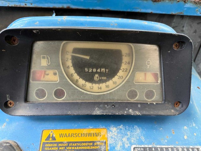 Ford 4600 oldtimer tractor - afbeelding 32 van  37