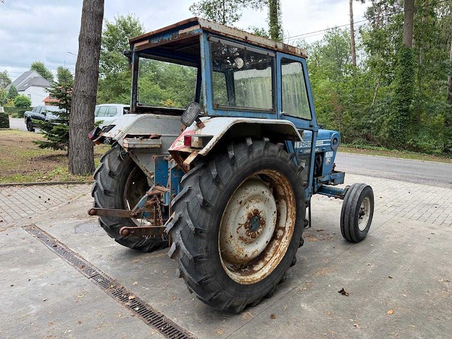 Ford 4600 oldtimer tractor - afbeelding 4 van  37