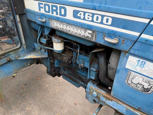 Ford 4600 oldtimer tractor - afbeelding 6 van  37