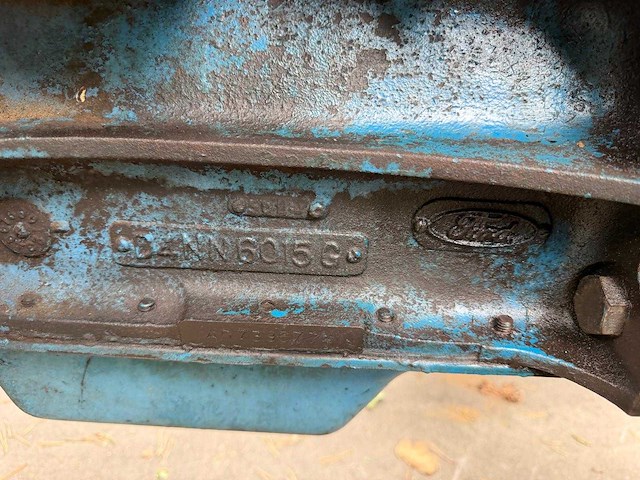 Ford 4600 oldtimer tractor - afbeelding 30 van  37
