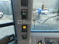 Ford 7840 sle dt tractor - afbeelding 8 van  31