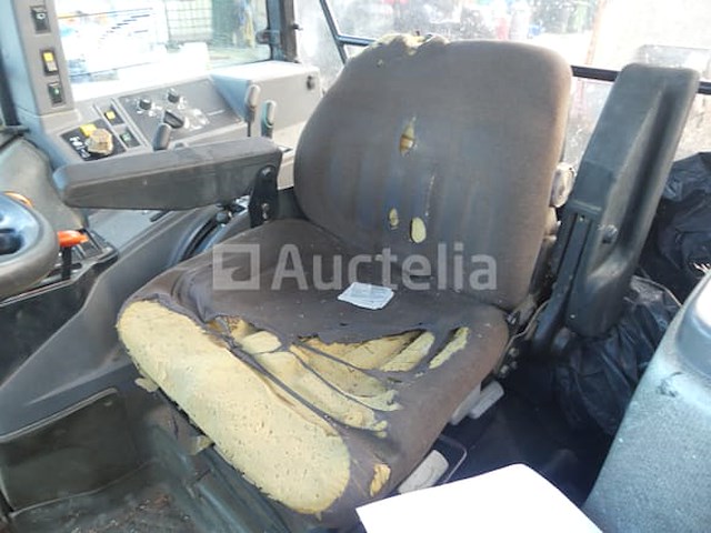 Ford 7840 sle dt tractor - afbeelding 20 van  31