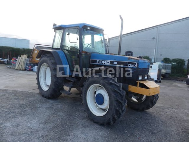 Ford 7840 sle dt tractor - afbeelding 12 van  31