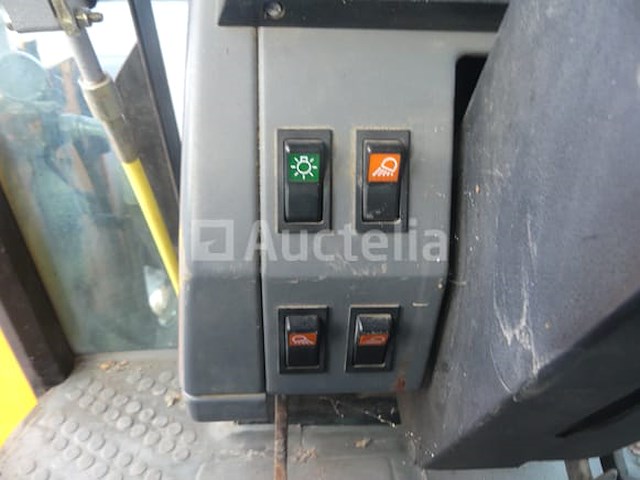 Ford 7840 sle dt tractor - afbeelding 31 van  31