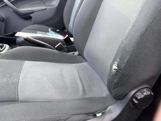 Ford ambiente, 2009 - afbeelding 25 van  25