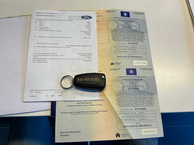 Ford c-max personenauto - afbeelding 19 van  26