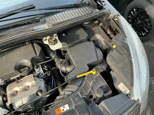 Ford c-max - afbeelding 18 van  29