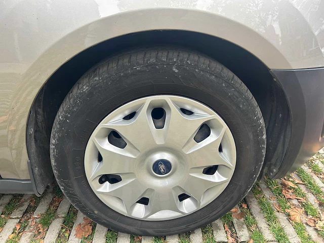 Ford connect transit l2 1.5 tdci 120 pk (3p)- trekhaak - airco - afbeelding 29 van  31
